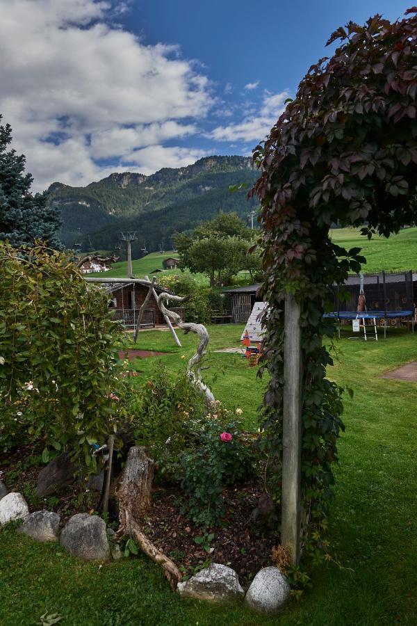 Parc Hotel Tyrol カステルロット エクステリア 写真