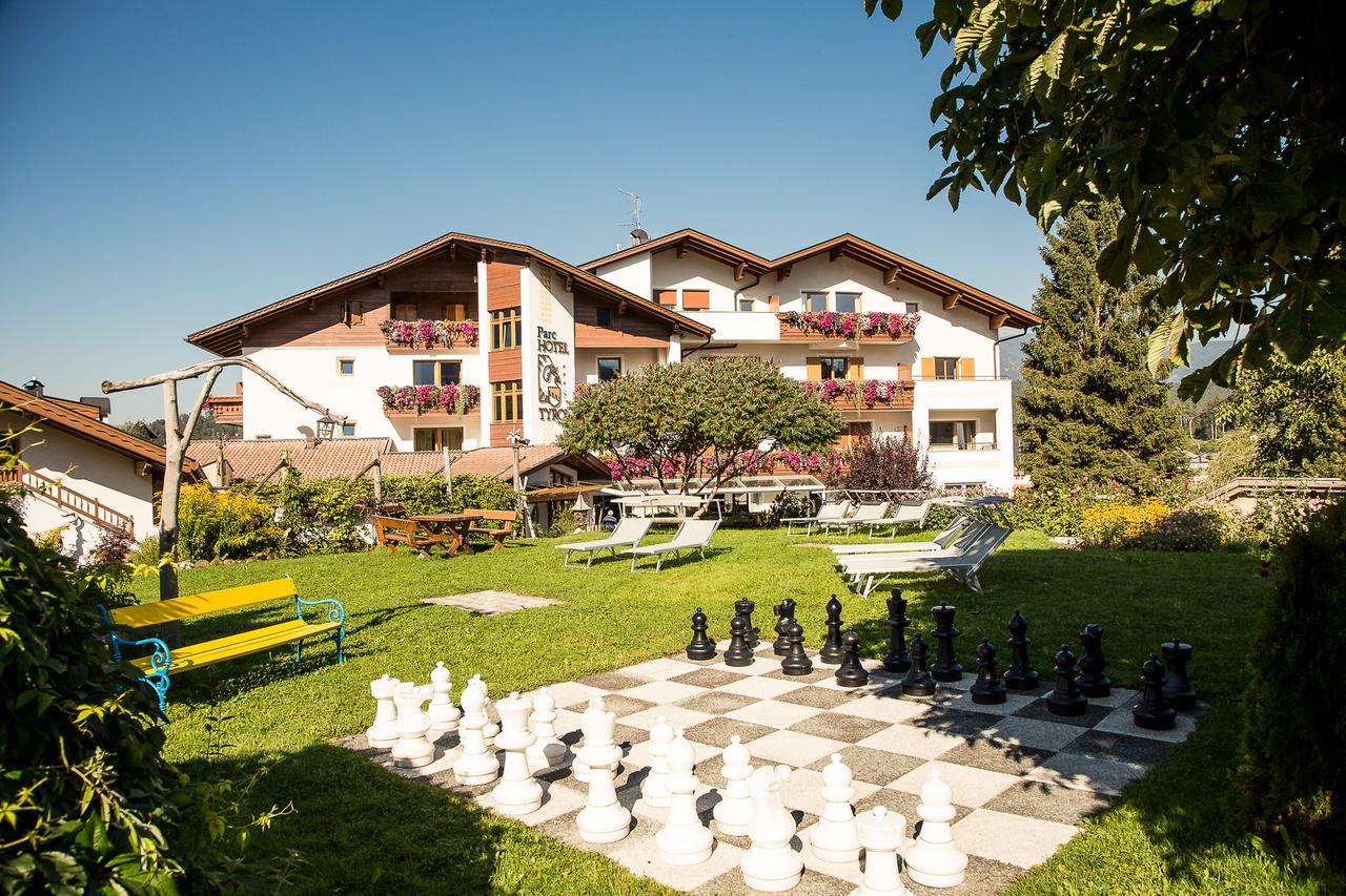 Parc Hotel Tyrol カステルロット エクステリア 写真
